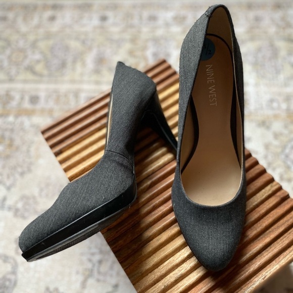 Nine West Black|White Herringbone fabric size 7.5 - Picture 7 of 10